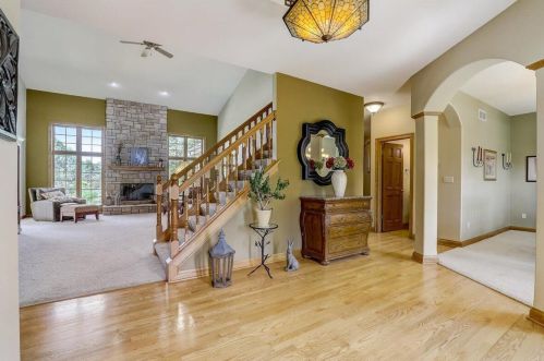 3222 Prairie Hollow Dr, Richfield, WI 53076-9564