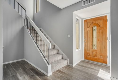 5797 Menorca Dr, San Diego CA  92124-1105 exterior