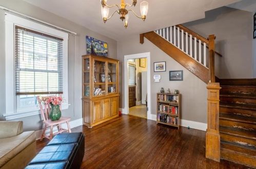 324 Elm Rd, Ambridge PA  15003-2134 exterior