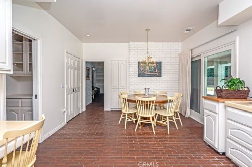 1520 Bonita Vista Dr, San Bernardino CA  92404-2104 exterior