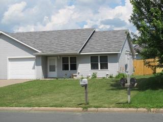 572 Klein Dr, Hammond, WI 54015-9782