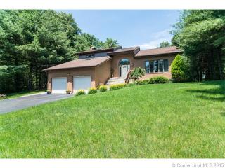 194 Arch Rd, Avon, CT 06001-4203