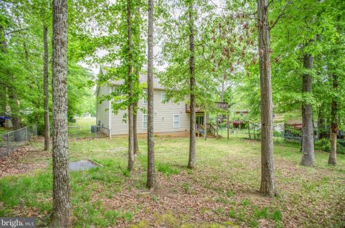 203 Spotslee Dr, Spotsylvania VA  22551-2533 exterior