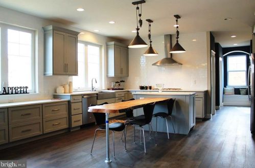 172 Gallagherville Rd, Downingtown, PA 19335-2248