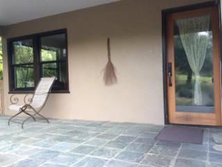 3001 Mill Creek Rd, Ukiah CA  95482-6130 exterior