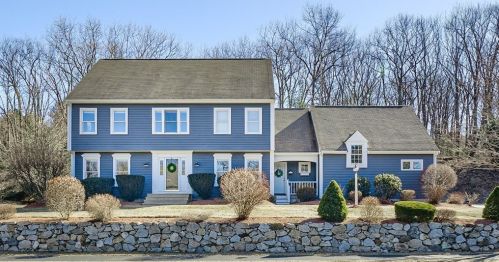 9 Kemble Dr, Shrewsbury, MA 01545-1690