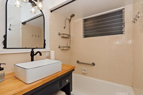 802 J St, Ontario CA  91762-2233 exterior