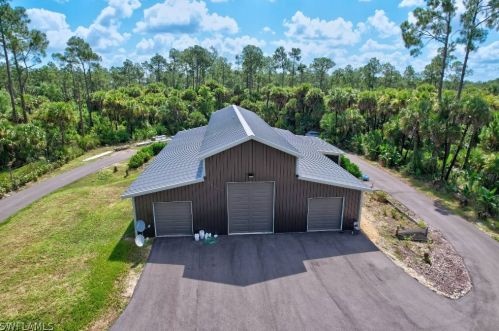 1301 Ivy Way, Naples, FL 34117-5217