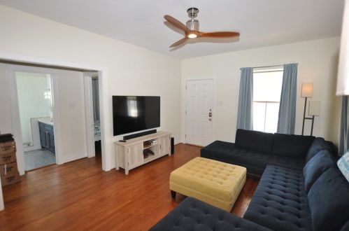 5002 Avenue, Galveston TX 77551-4831 exterior