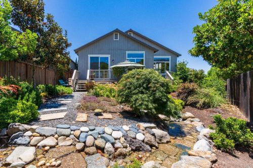 5514 Rainbow Cir, Santa Rosa, CA 95409-4376