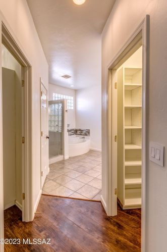 3295 Bear Spring Trl, Tucson AZ  85745-4162 exterior