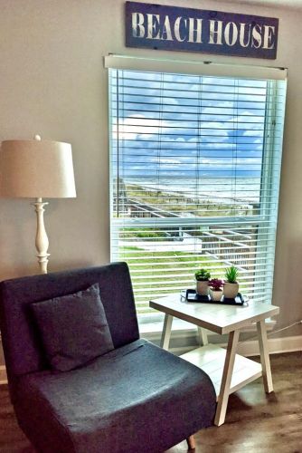 1804 Gulf Bch Dr, Saint George Island FL  32328-2827 exterior