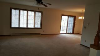 132 Glen Hill Dr, Slinger WI  53086-9652 exterior