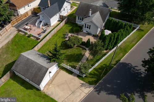 108 Locust Ave, Trenton, NJ 08610-2616