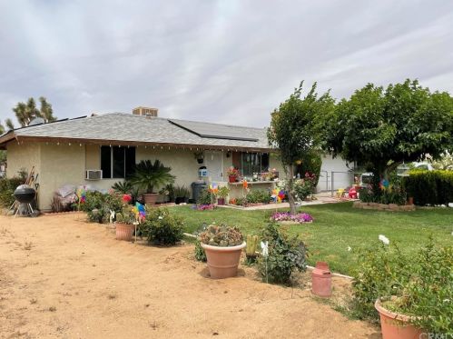 12424 9th Ave, Victorville, CA 92395-9532