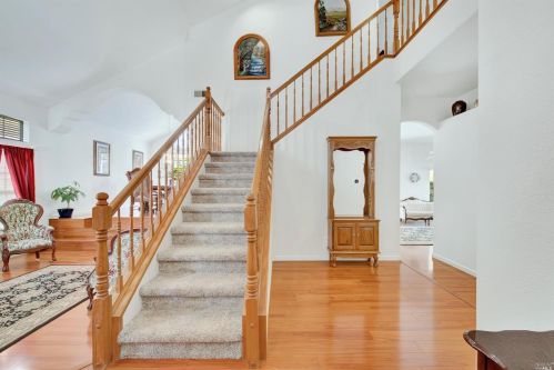 272 Sparrow St, Vacaville CA  95687-7225 exterior