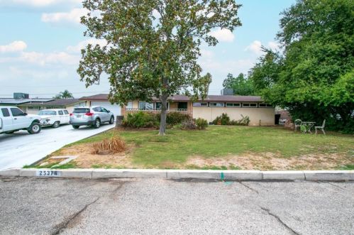 25376 Toluca Dr, San Bernardino, CA 92404-2850