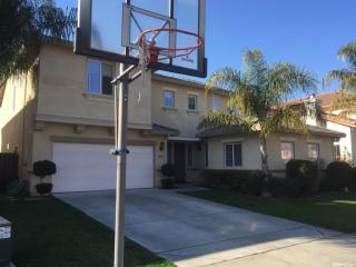 3013 Collingham Ct, Modesto CA  95355-8679 exterior