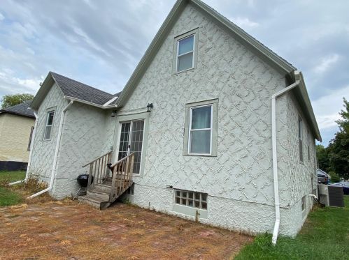 616 2nd St, Fairmont, MN 56031-3904