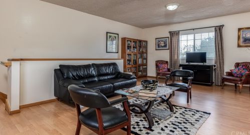 12070 Morning Ave, Downey CA  90242-2324 exterior