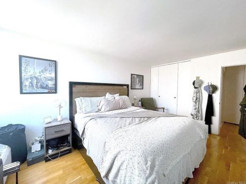 395 End Ave, New York NY  10280-7904 exterior