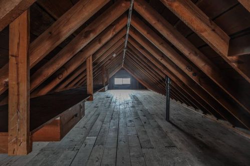 1418 Apjones St, Cincinnati OH 45223-1804 exterior