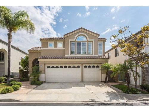 2560 Tuscany Way, Fullerton, CA 92835-4213