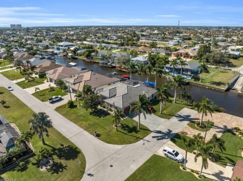 4402 12 Pl, Cape Coral FL  33904-5342 exterior