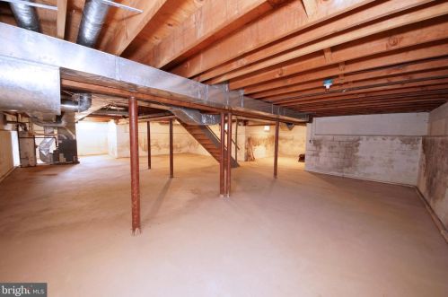 45 Laurel Wood Dr, Trenton NJ 08648 exterior