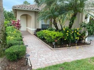 362 Granville St, Fort Pierce, FL 34986-2611