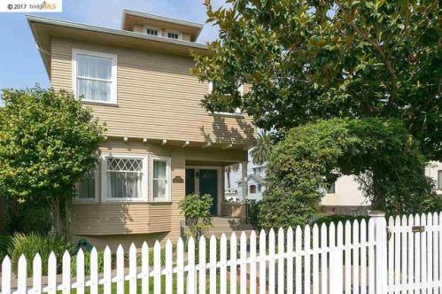 1600 Walnut St, Berkeley CA  94709-1606 exterior