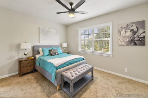 750 Smith Dr, Vista CA  92084-4428 exterior