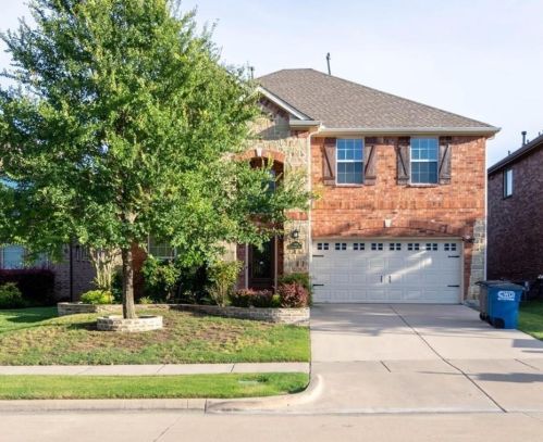 2905 Midstream Dr, St Paul, TX 75098-8758