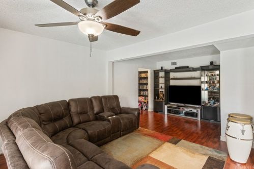 7551 Anthony Cir, Buena Park CA  90623-1510 exterior