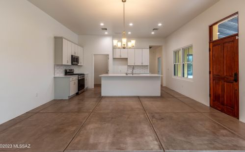 201 Kennedy St, Tucson, AZ 85701-2205