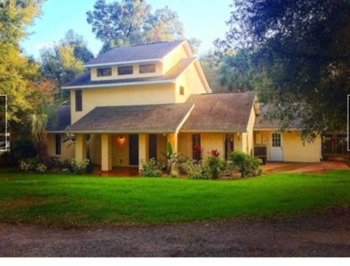 1730 Plymouth Ave, Deland, FL 32720-2631