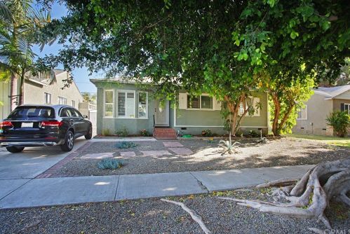 7014 Hanbury St, Long Beach, CA 90808-2320