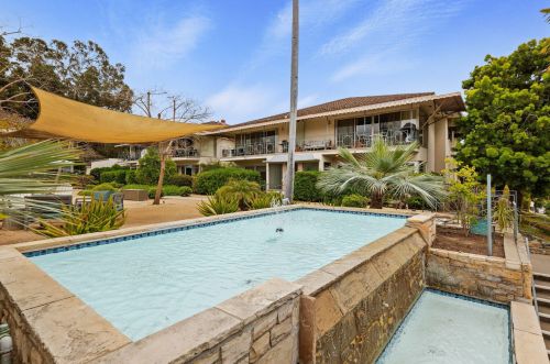2030 State St, Santa Barbara CA  93105-3537 exterior