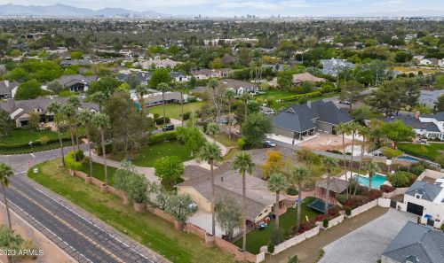 4950 Exeter Blvd, Phoenix AZ  85018-2943 exterior