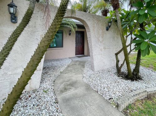 1803 Hibiscus Ct, Oldsmar, FL 34677-2720