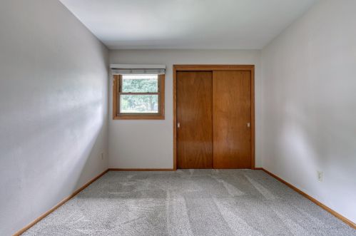 231 Western Ave, Waukesha WI  53188-3147 exterior