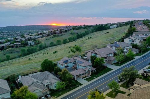 1573 Terracina Dr, Folsom CA  95762-5407 exterior