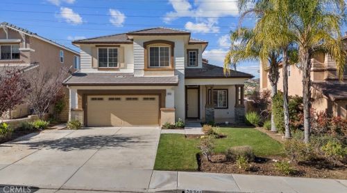 28341 Brookview Ter, Santa Clarita CA  91350-4446 exterior