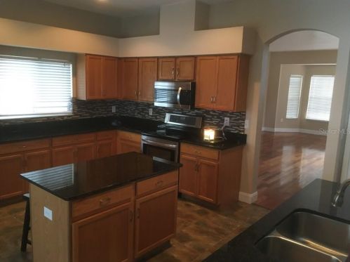 11114 Sailbrooke Dr, Riverview, FL 33579-7074