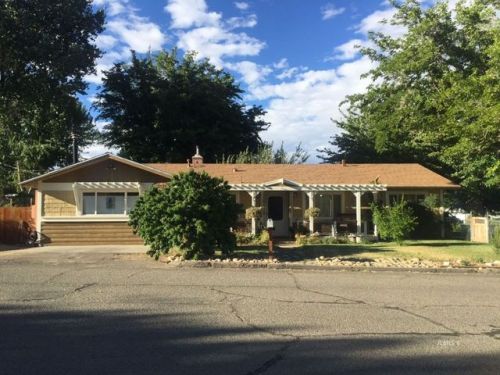 3029 Cedar St, Bishop, CA 93514-2903