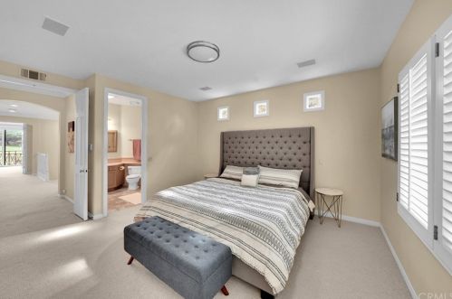 6471 Morningside Dr, Huntington Beach CA  92648-6106 exterior