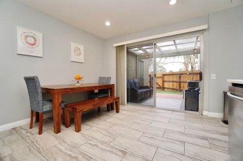 10860 Caravelle Pl, San Diego CA 92124-2039 exterior