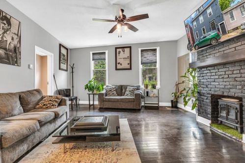 1112 Brabec St, Pittsburgh, PA 15212-5105