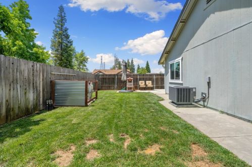 128 Bittercreek Dr, Folsom CA  95630-2364 exterior