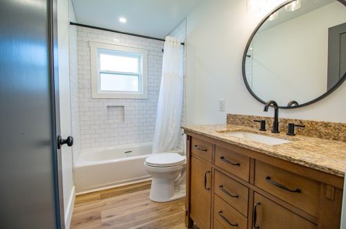 220 Beverly Dr, New Kensington PA  15068-3208 exterior